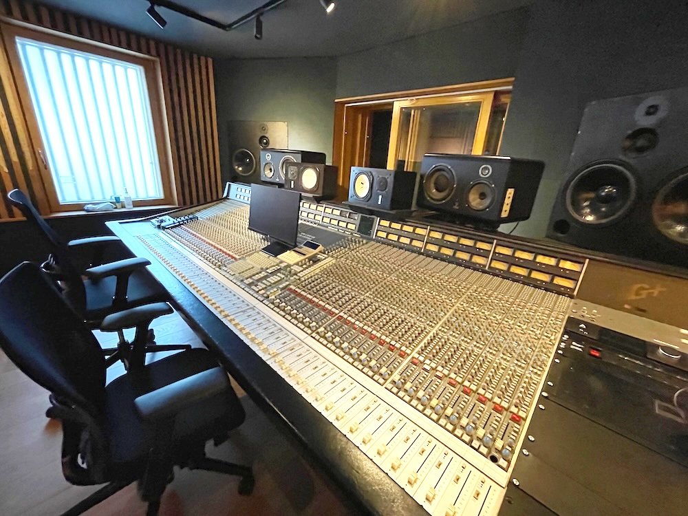 Studio A Natural Light Window